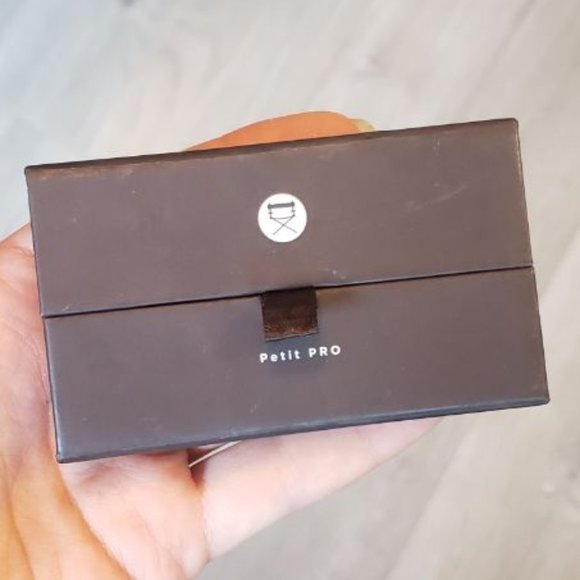 Viseart Petit PRO 2 Eyeshadow Palette - Picture 2 of 2